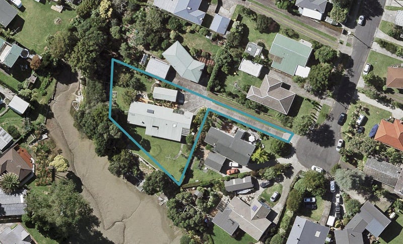31 Swan Crescent, Pakuranga, Auckland - Carousel 1