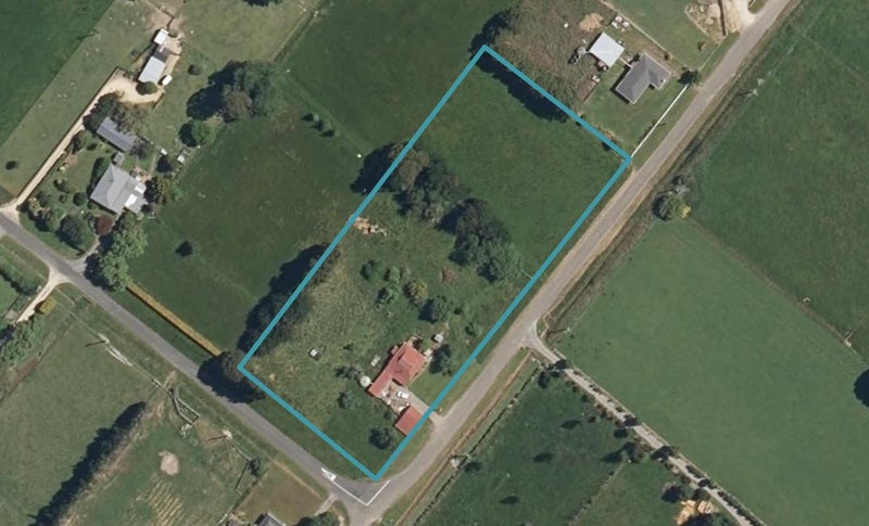38 Riccarton Road, Pahiatua - Carousel 1