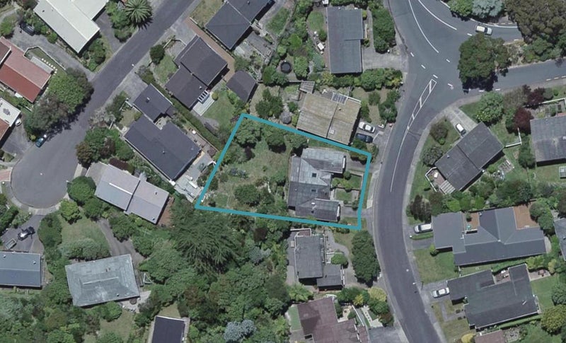 4A Caesars Place, Churton Park, Wellington - Carousel 1