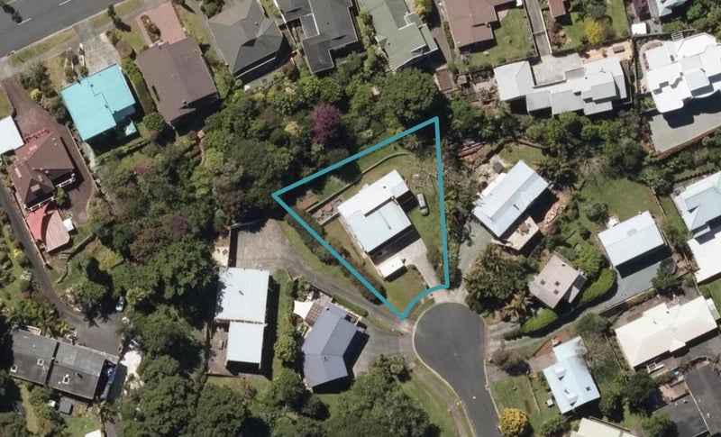 12 Granfield Place, Kamo, Whangarei - Carousel 1