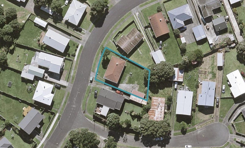 53 Marama Crescent, Spotswood, New Plymouth - Carousel 1