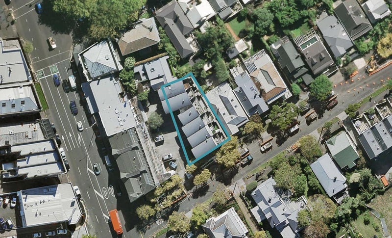 1/2 Collingwood Street, Freemans Bay, Auckland - Carousel 1