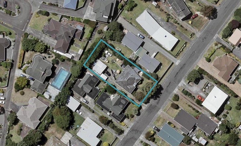 28 Teoti Street, Paraparaumu Beach, Paraparaumu - Carousel 1
