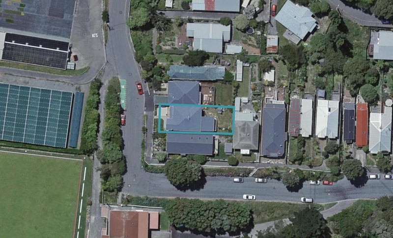 85 Stanley Street, Berhampore, Wellington - Carousel 1