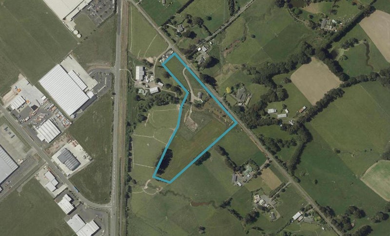 661 Roberts Line, Kelvin Grove, Palmerston North - Carousel 1