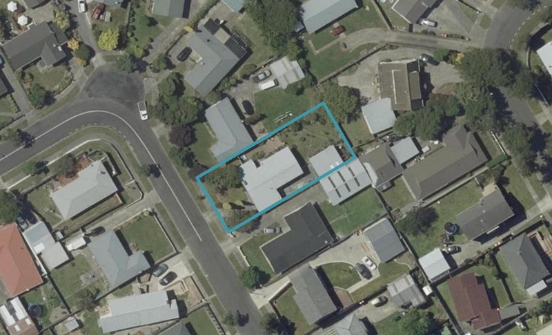 27 Anakiwa Street, Kelvin Grove, Palmerston North - Carousel 1