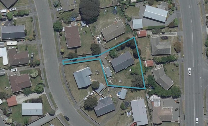 31B Medina Crescent, Parklands, Christchurch - Carousel 1