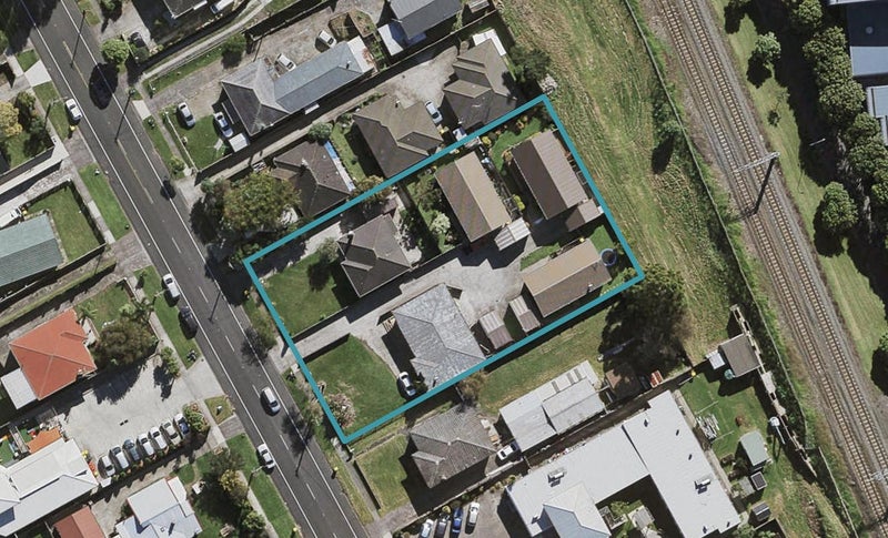 1/20 Kenderdine Road, Papatoetoe, Auckland - Carousel 1