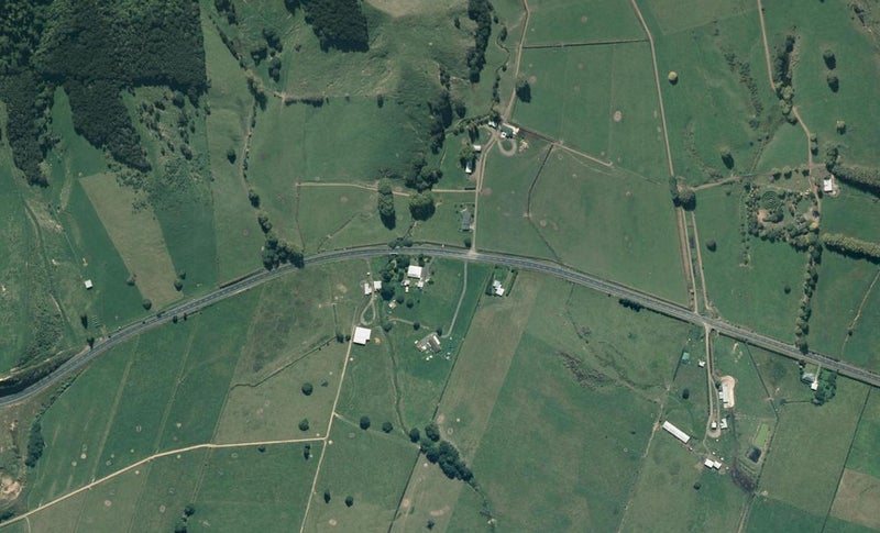 1998 Tahuna Road, Ohinewai - Carousel 1