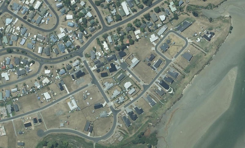 5 Voyager Place, Cooks Beach, Whitianga - Carousel 1