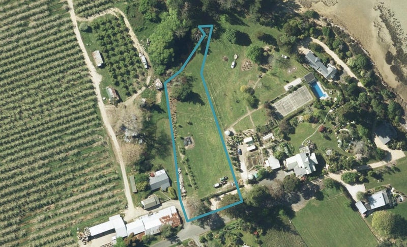 127 Bronte Road East, Bronte, Upper Moutere - Carousel 1