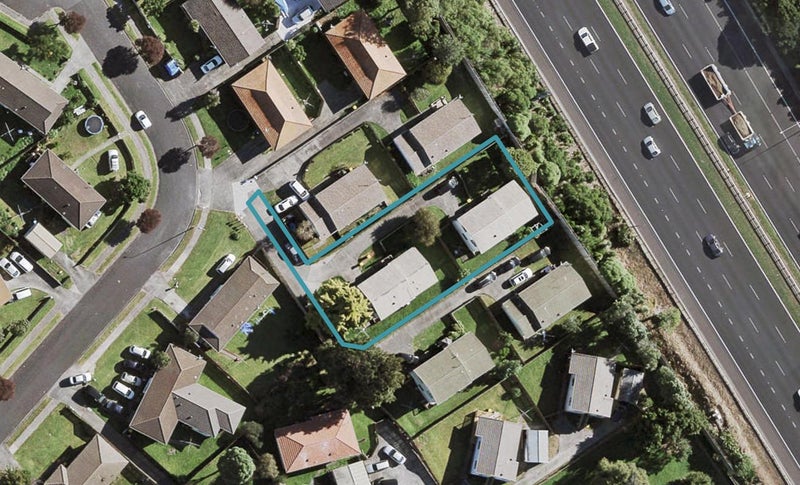 23 Felicia Place, Wiri, Auckland - Carousel 1