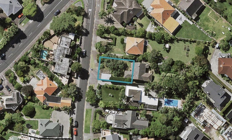 8A Awarua Crescent, Orakei, Auckland - Carousel 1
