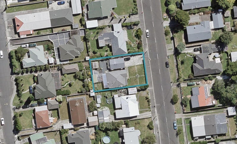9 Henry Street, Ebdentown, Upper Hutt - Carousel 1