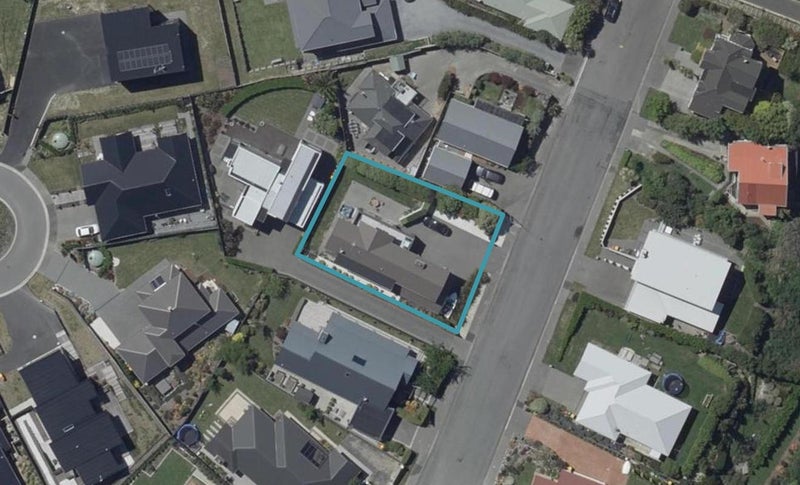 84 Ravensdale Rise, Westmorland, Christchurch - Carousel 1
