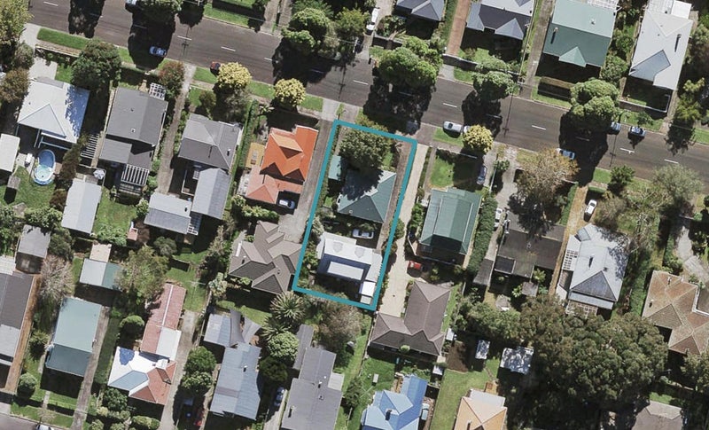 15 Kings Road, Mount Roskill, Auckland - Carousel 1
