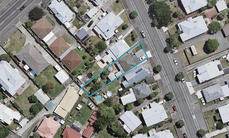 76 Nelson Crescent, Napier South, Napier - Carousel 1
