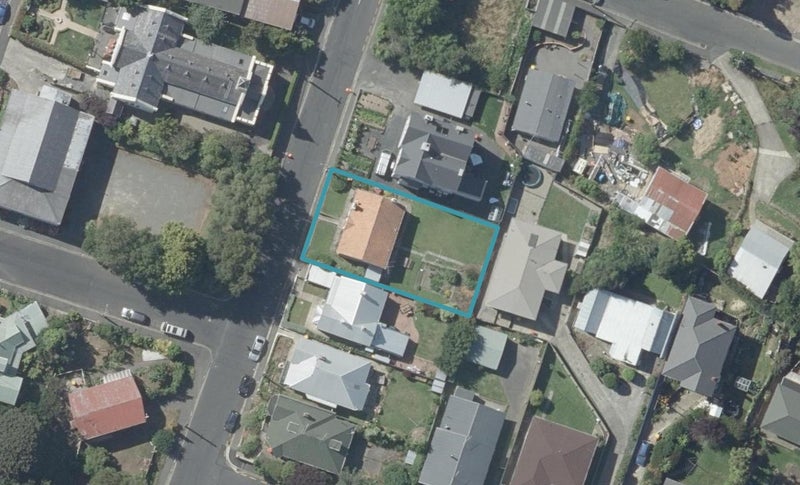 35 Glenpark Avenue, Mornington, Dunedin - Carousel 1