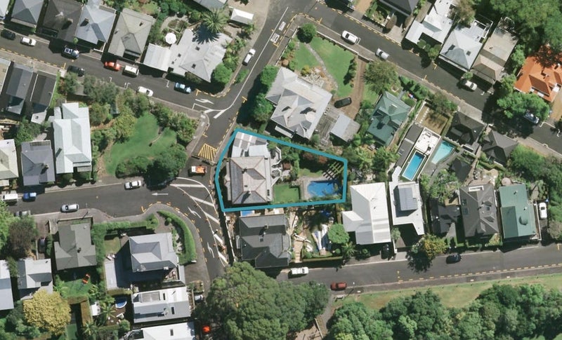 8 Wood Street, Freemans Bay, Auckland - Carousel 1