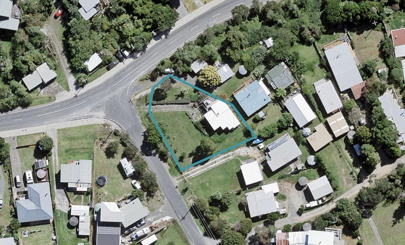 44 James Mcleod Road, Helensville - Carousel 1