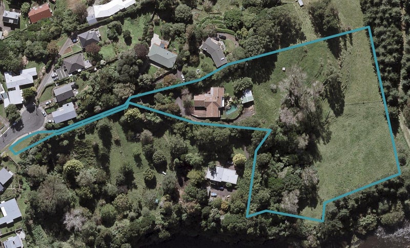 36B Turakina Street, Merrilands, New Plymouth - Carousel 1