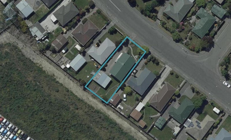43 Boston Avenue, Hornby, Christchurch - Carousel 1