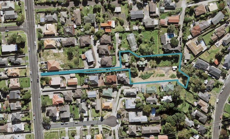 2/60A Oakdale Road, Mount Roskill, Auckland - Carousel 1