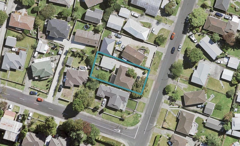 9 Sunvue Road, Glen Eden, Auckland - Carousel 1
