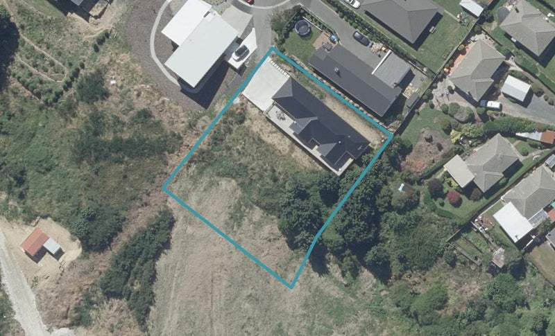 11 Kempthorne Place, Wakari, Dunedin - Carousel 1
