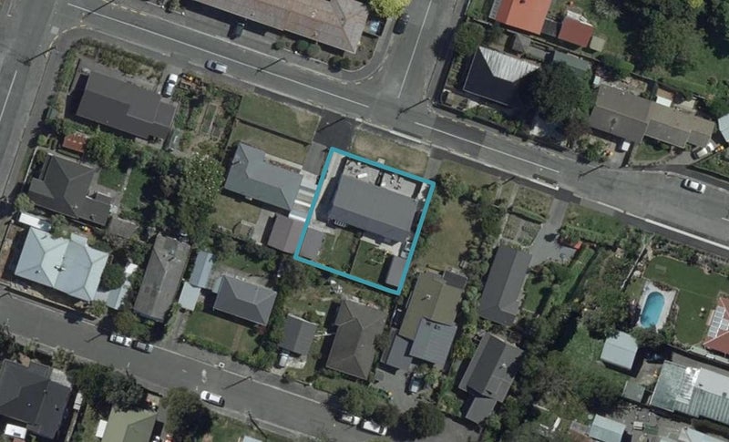 8 Hassals Lane, Waltham, Christchurch - Carousel 1