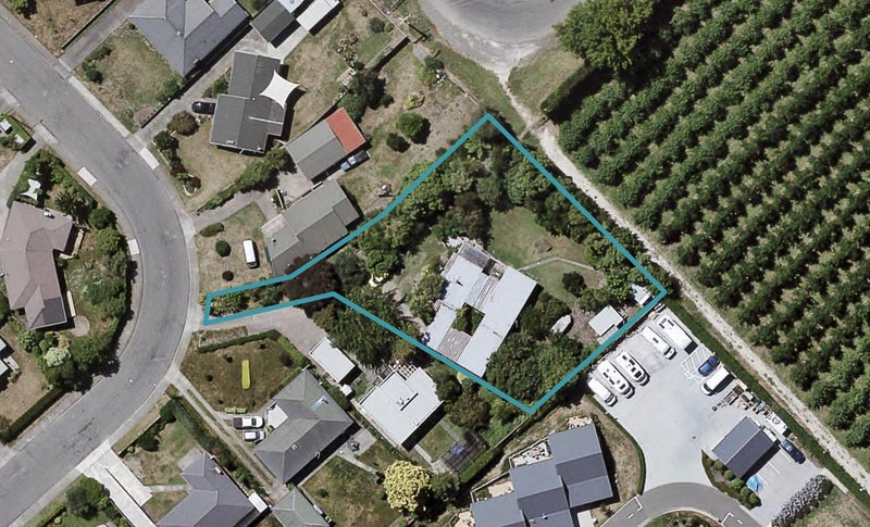 725 Maxville Drive, Parkvale, Hastings - Carousel 1