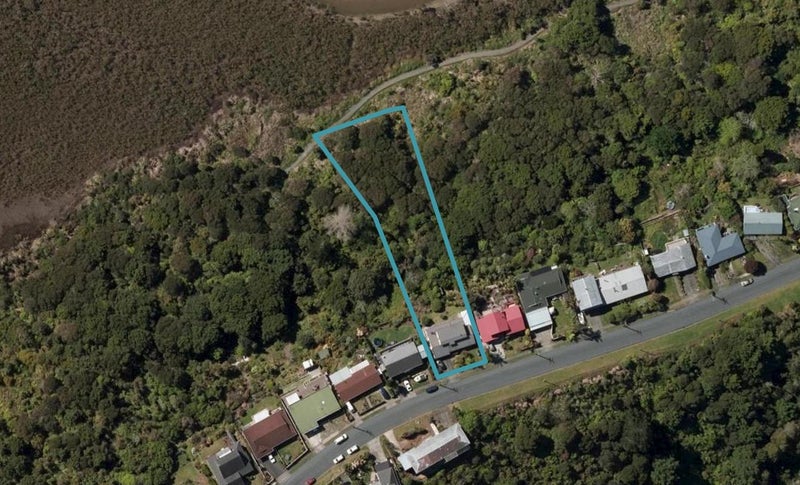 46 George Point Road, Onerahi, Whangarei - Carousel 1