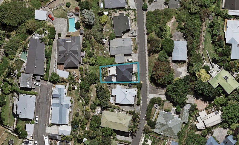 13 Goldsmith Road, Hospital Hill, Napier - Carousel 1