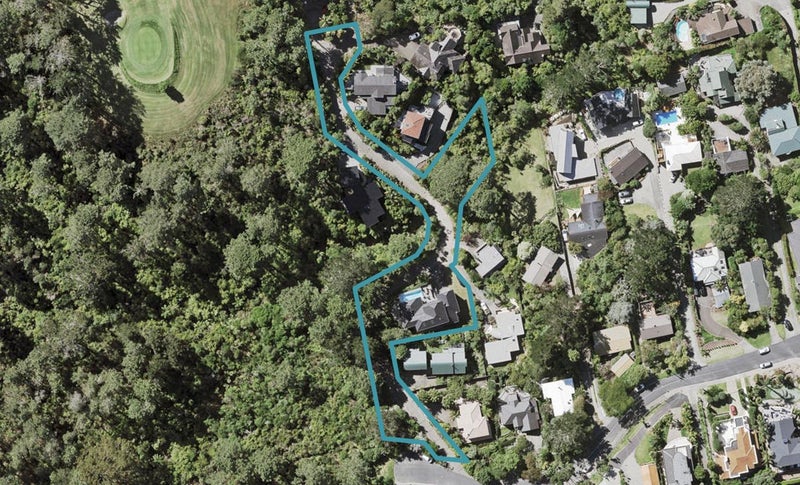 4 Tree Fern Trail, Campbells Bay, Auckland - Carousel 1