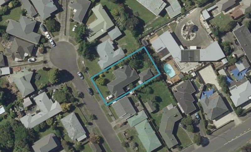3 Strathmore Place, Awapuni, Palmerston North - Carousel 1
