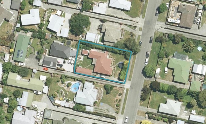 10 Gascoigne Street, Riversdale, Blenheim - Carousel 1