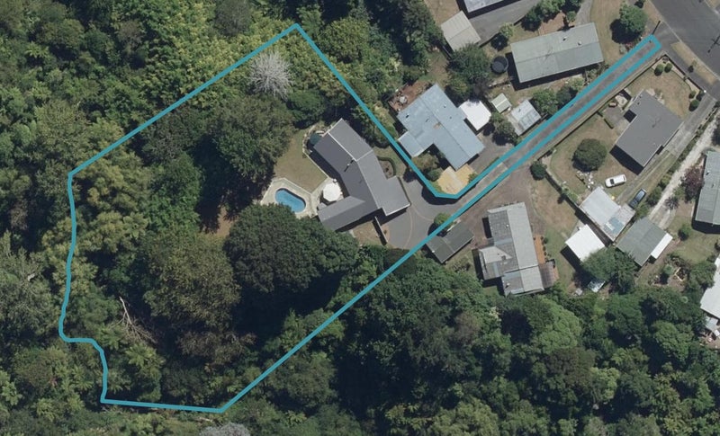 45 Fitzroy Avenue, Fitzroy, Hamilton - Carousel 1