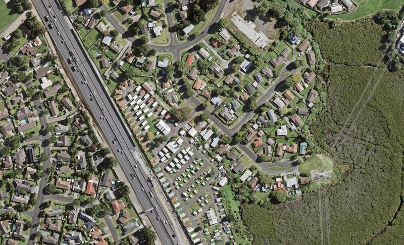 7 Rountree Place, Conifer Grove, Takanini - Carousel 1