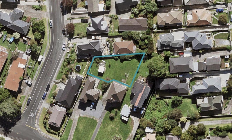 708A Richardson Road, Mount Roskill, Auckland - Carousel 1