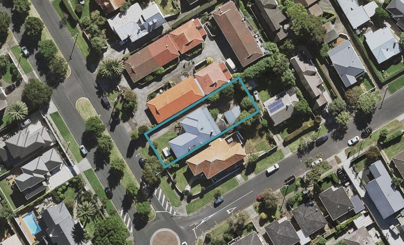 79 Moana Avenue, One Tree Hill, Auckland - Carousel 1