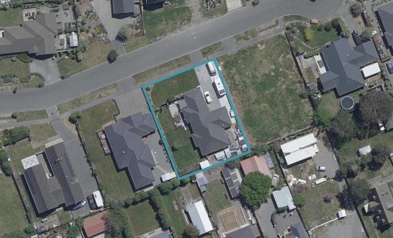18 Nautilus Place, Spencerville, Christchurch - Carousel 1