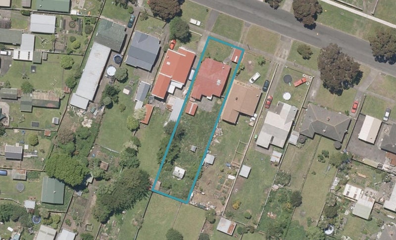 34 Hakeke Street, Whanganui East, Whanganui - Carousel 1
