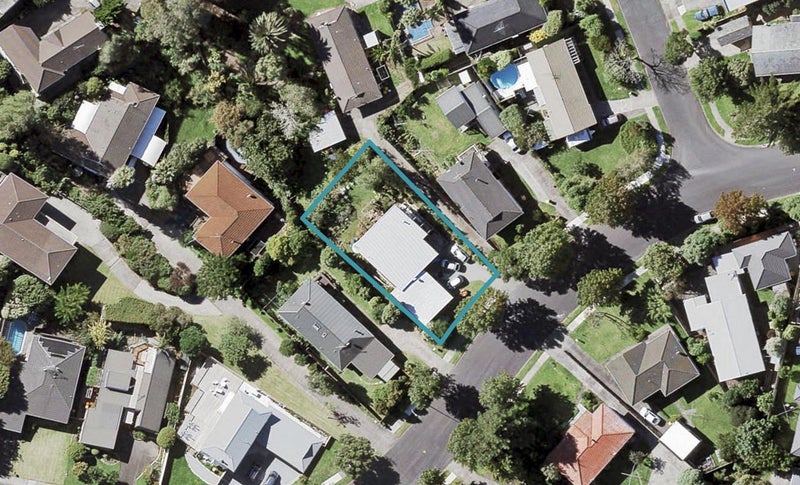 23 Wells Road, Bucklands Beach, Auckland - Carousel 1