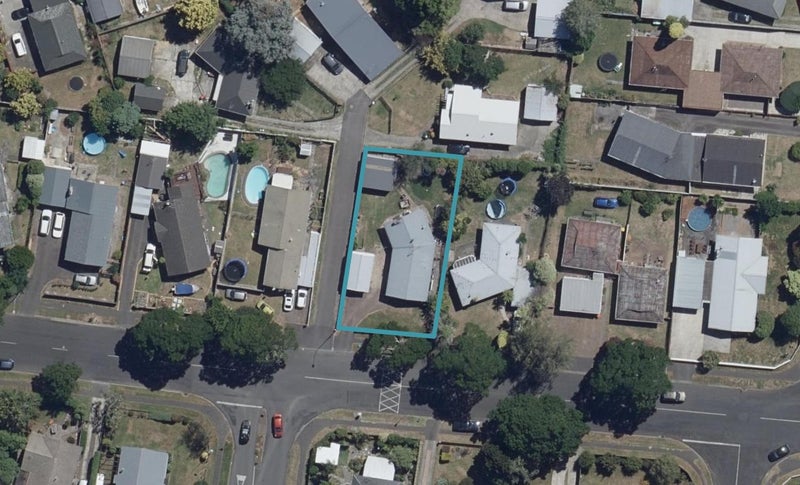 48 Bremworth Avenue, Dinsdale, Hamilton - Carousel 1