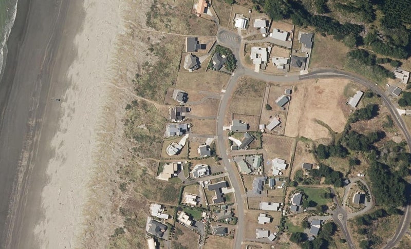 57 Kent Avenue, Waitārere Beach, Levin - Carousel 1