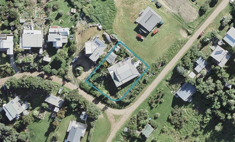 2 Askew Avenue, Rakino Island, Auckland - Carousel 1