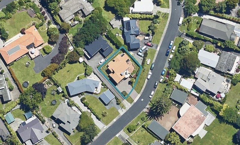 20A Grand Vue Road, Kawaha Point, Rotorua - Carousel 1
