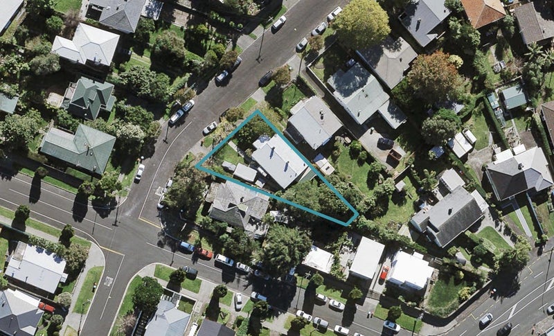 3 Parkhill Road, Morningside, Auckland - Carousel 1