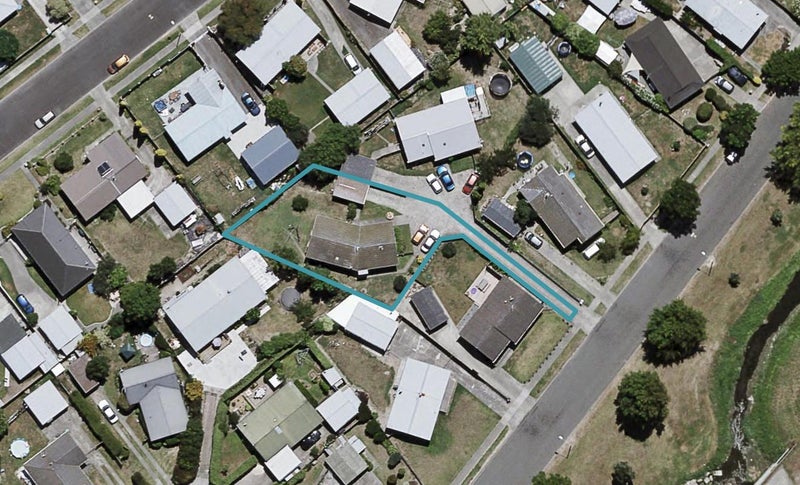 62 Atherfold Crescent, Greenmeadows, Napier - Carousel 1