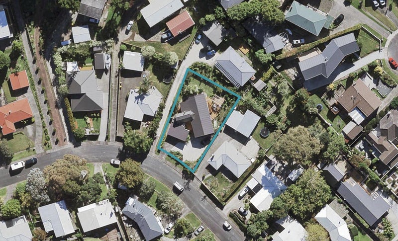 7 Orion Place, Hillcrest, Auckland - Carousel 1